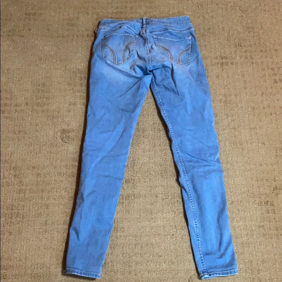 Light wash jeans - Picture 2 of 2